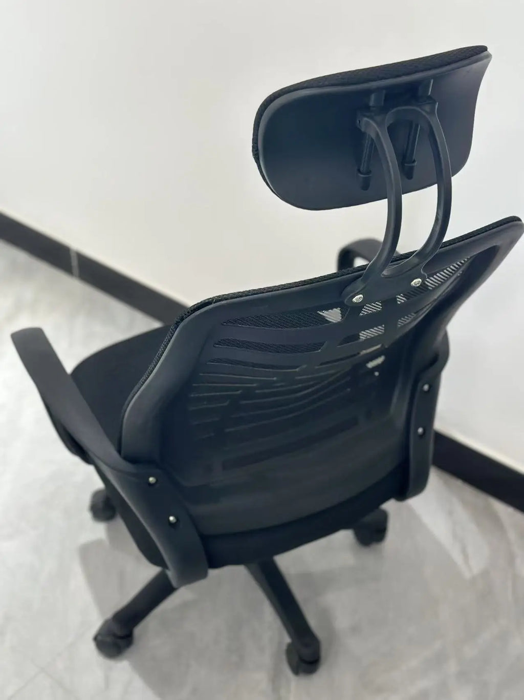 Modern Style Ergonomic Computer Chair Foldable Mesh for Space Saving for Small Home Office Apartments Revolving Leather Foam